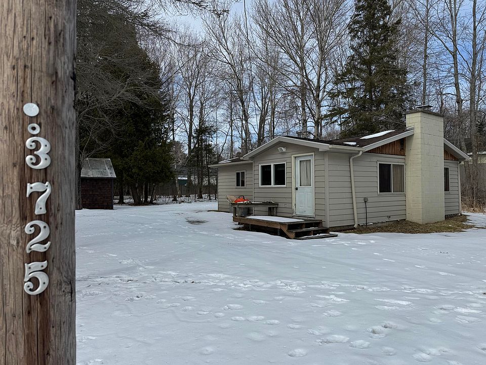 1st image of 3725 E Cedar Dr