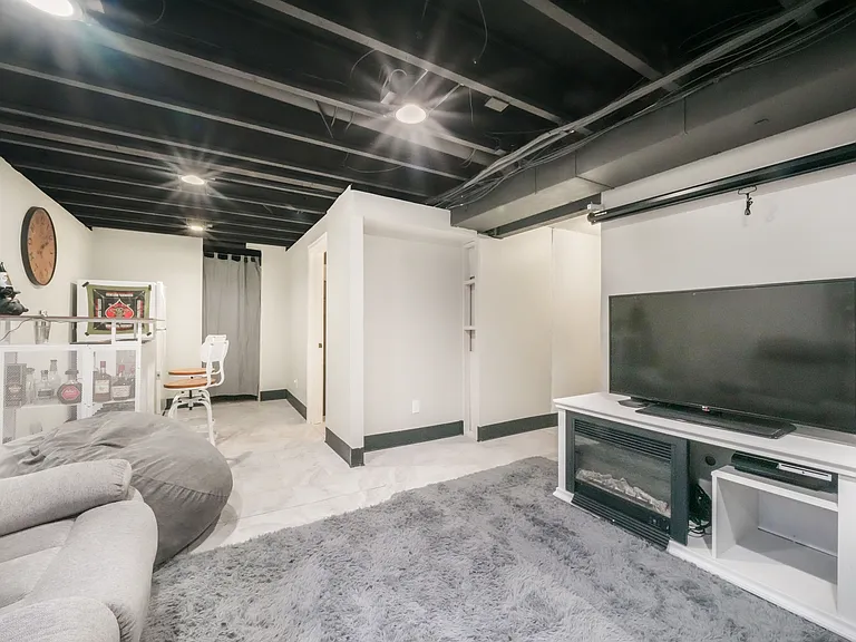 6710 Camino Del Rey — Photo 18