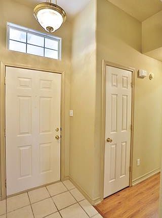 3rd image of 3942 Duke Ln