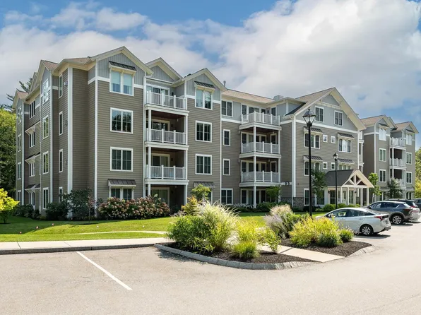 7 Willey Creek Road #302, Exeter, NH 03833