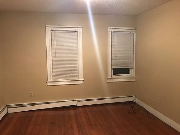 3rd image of 33 Prospect Street # Fl 2nd