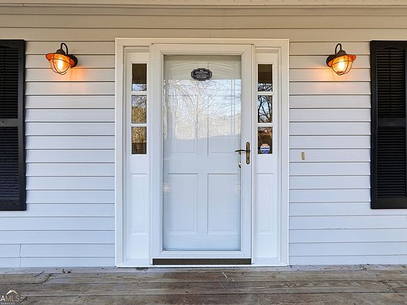 4th image of 309 Mariner Cir