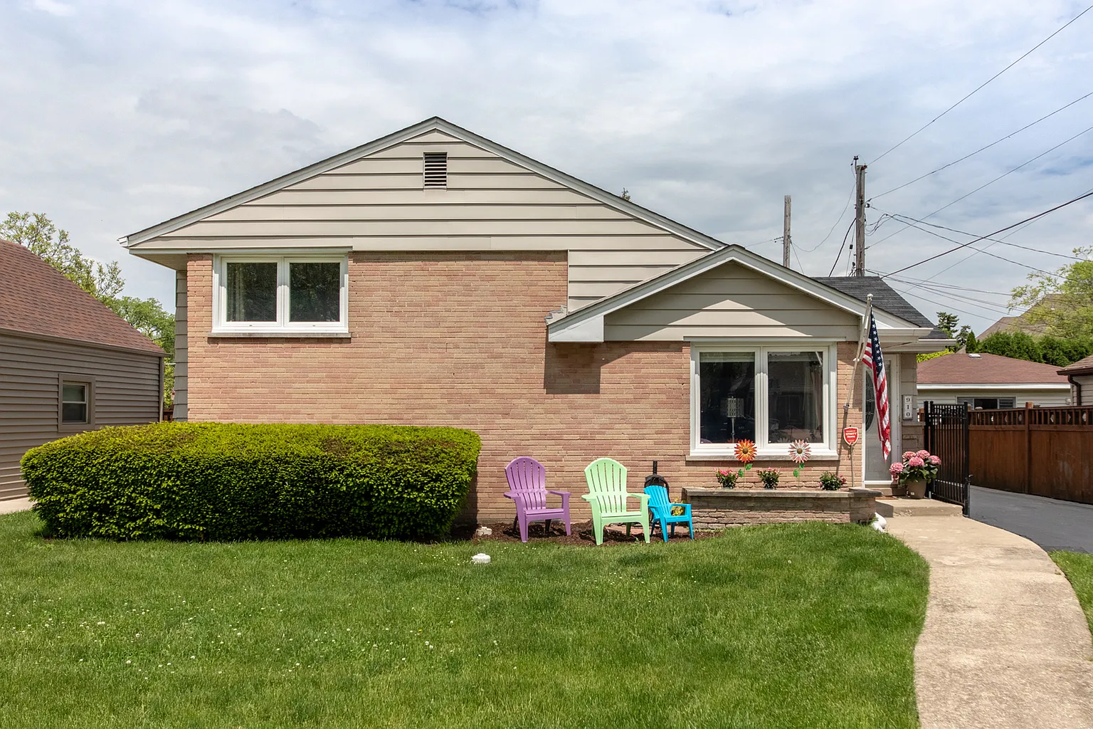 910 Frances Pkwy photo 1
