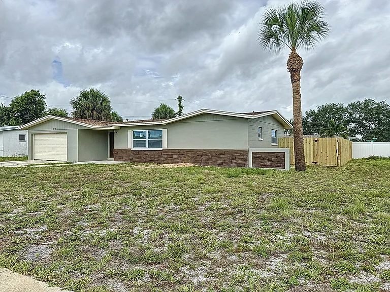 1545 Polaris St — Photo 22