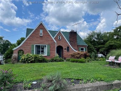 205 Viking Rd, Charleston, WV, 25302