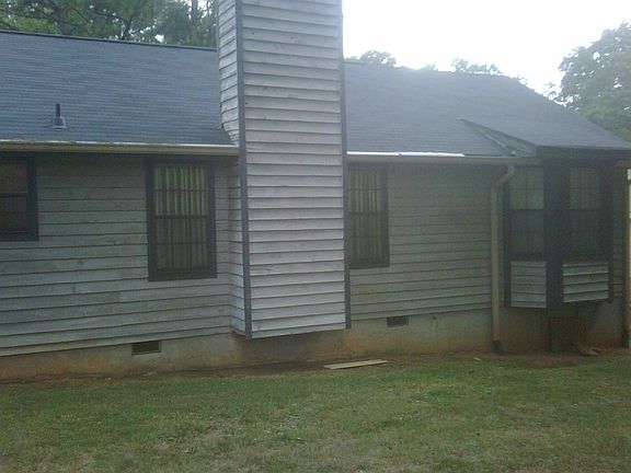 Back of House -Chimney & Bay Window (Master Bedroom)