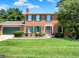 1109 E Powderhorn Rd, Mechanicsburg, PA 17050