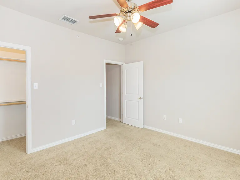 Creekside Townhomes — Photo 11