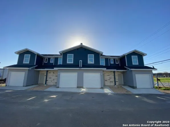 6902 Crestway Rd Unit 2, San Antonio, TX 78239