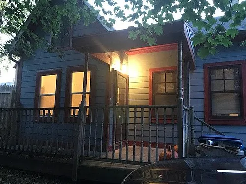 1725 N Pulaski St #WHOLE HOUSE Photo 1