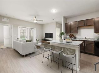 109 Oak Creek Way, New Braunfels, TX 78130