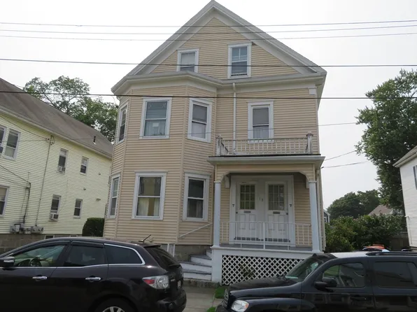 15 Richmond St, New Bedford, MA 02740