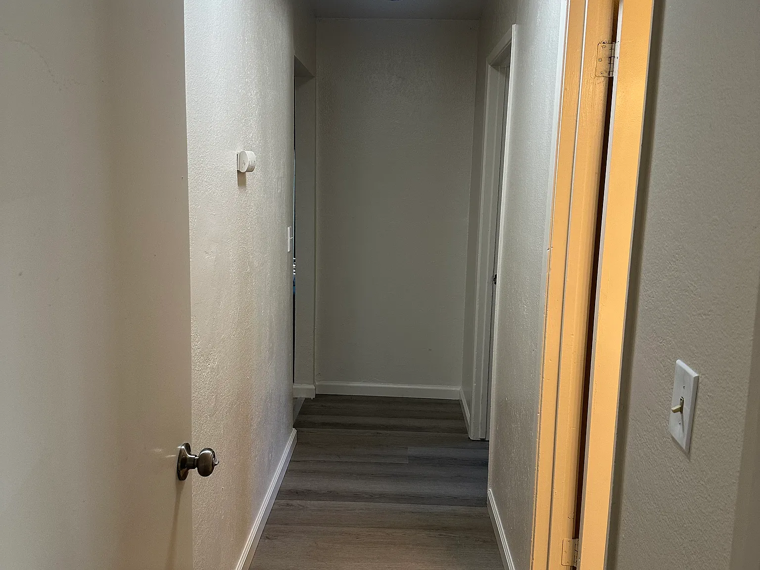 2 bed, 1100 sqft, $1,800 — Photo 4