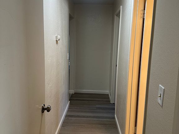 4th image of 4949 Greensboro Way
