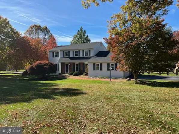 456 Cheshire Dr, Downingtown, PA 19335