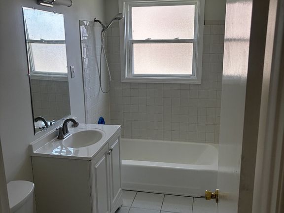 5th image of 1326 Brown St