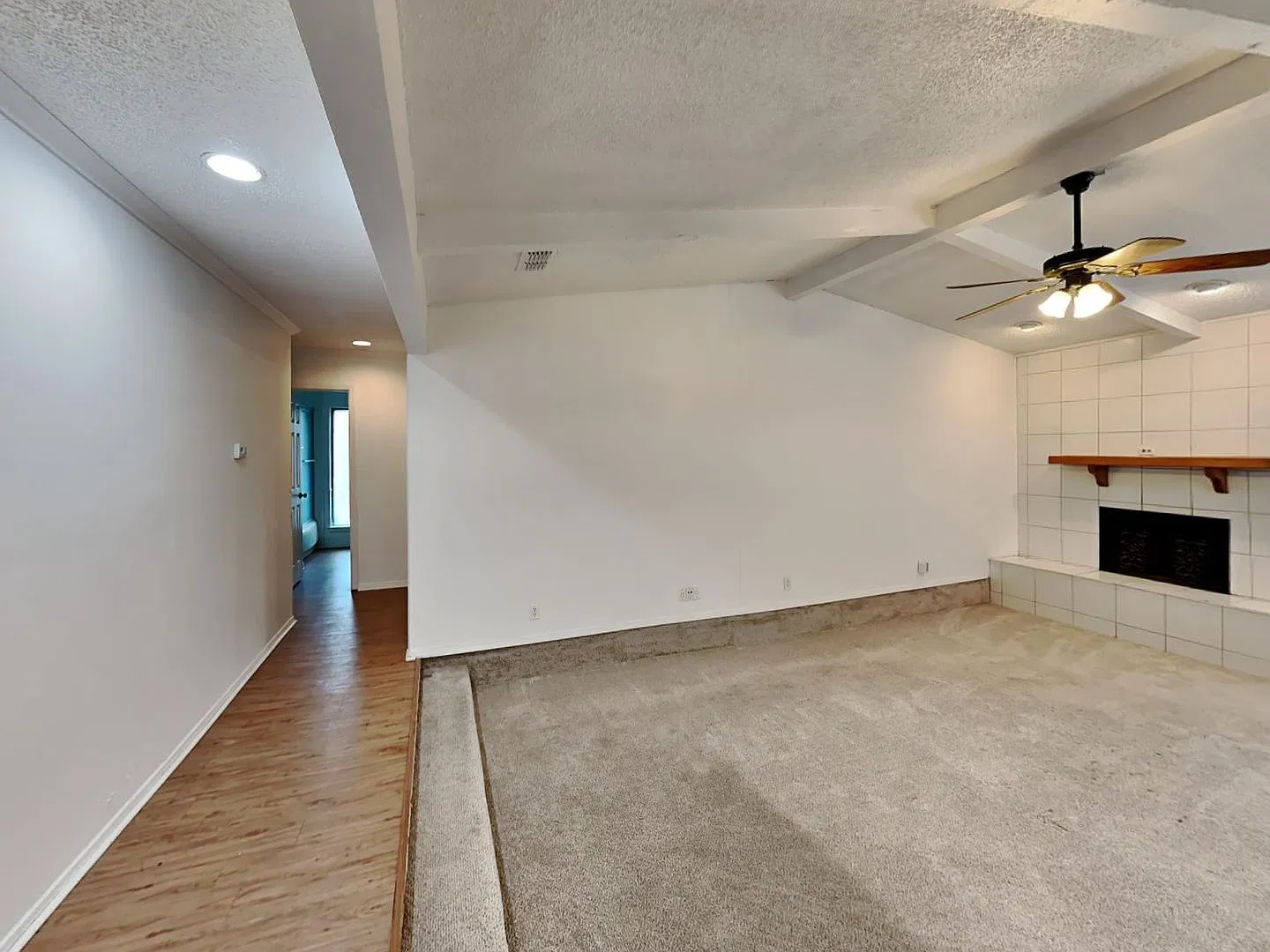 Bedford Beauty with Vaulted Ceilings, Entertainer's Backyard & Designer Touches Throughout! — Photo 3