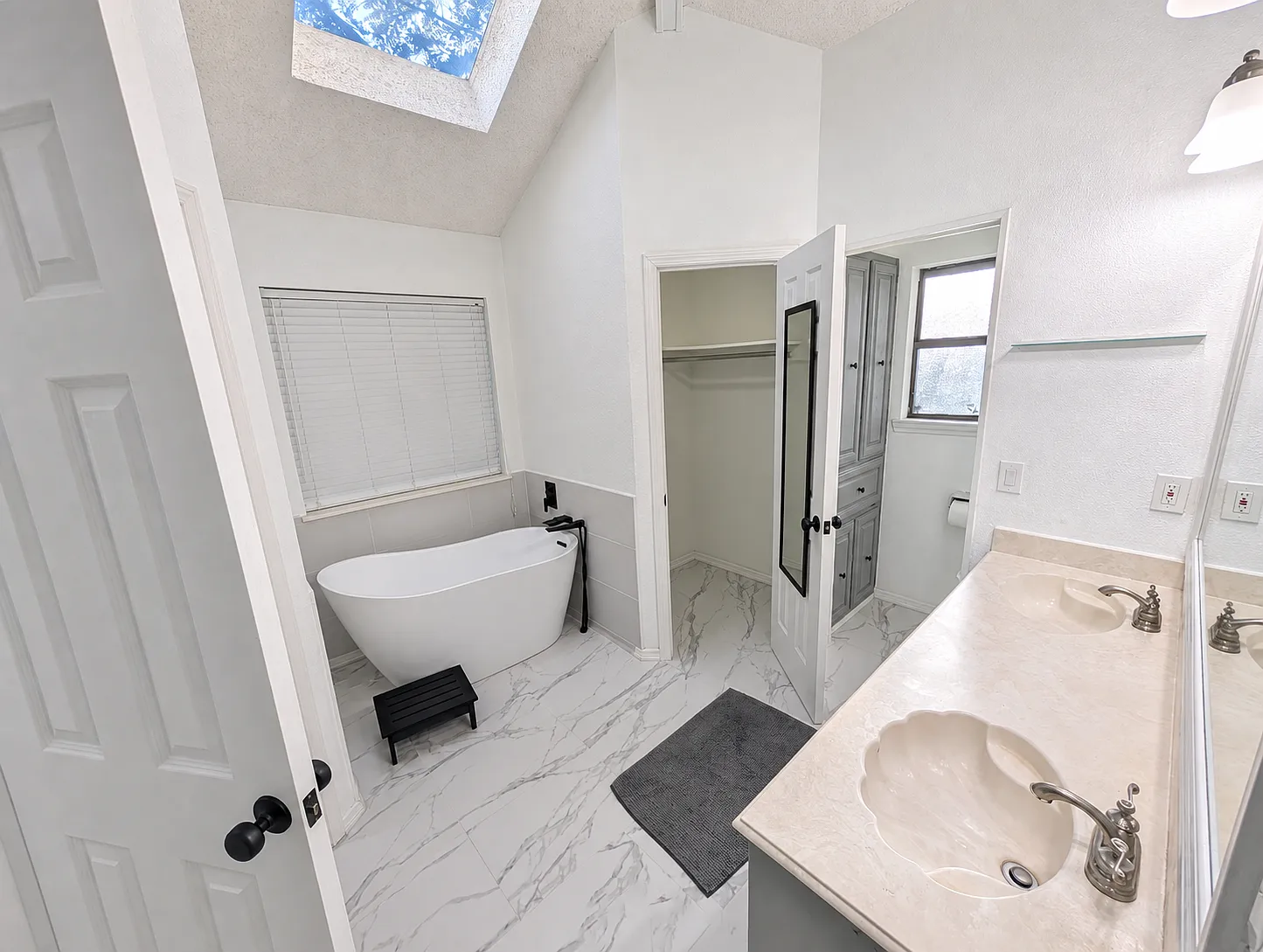 5 bed, 1962 sqft, $1,100 — Photo 4