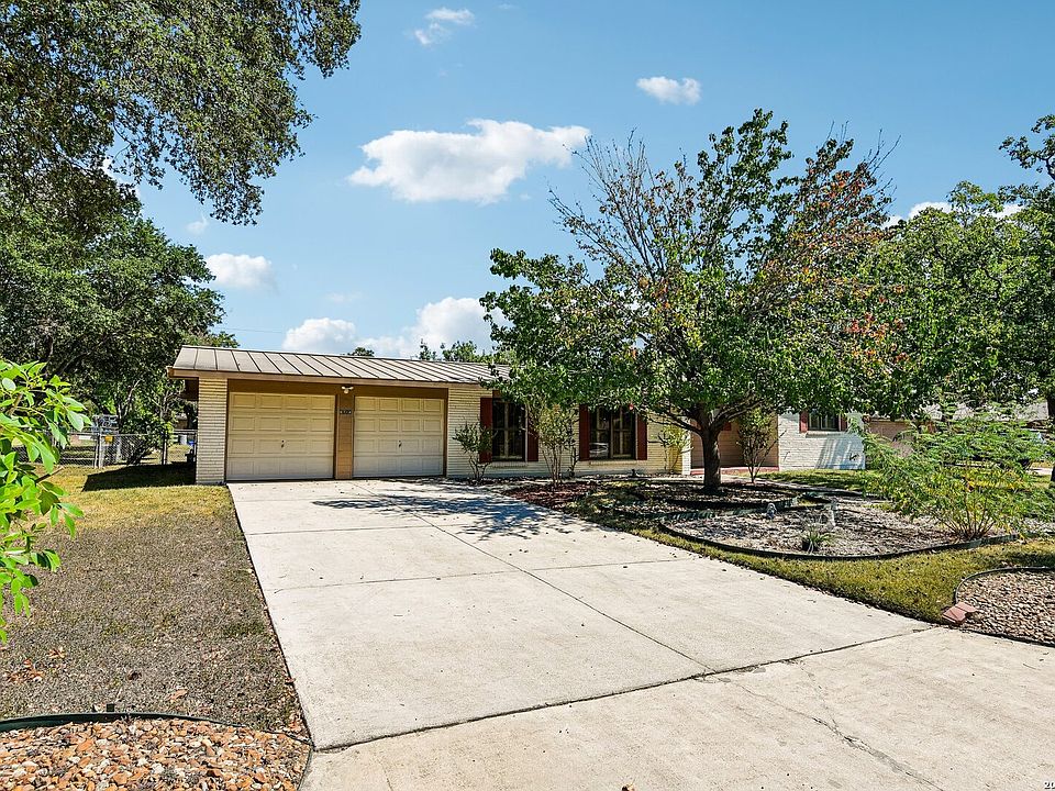 1st image of 8714 MIDCROWN DR
