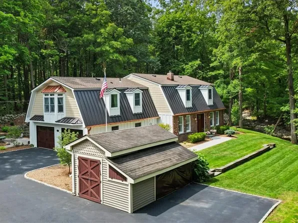 10 Stony Brook Lane, Cornwall, NY 12518