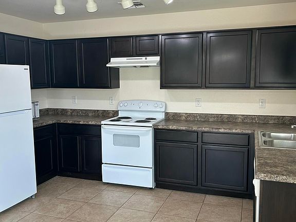 5th image of 3983 W Tara Dr