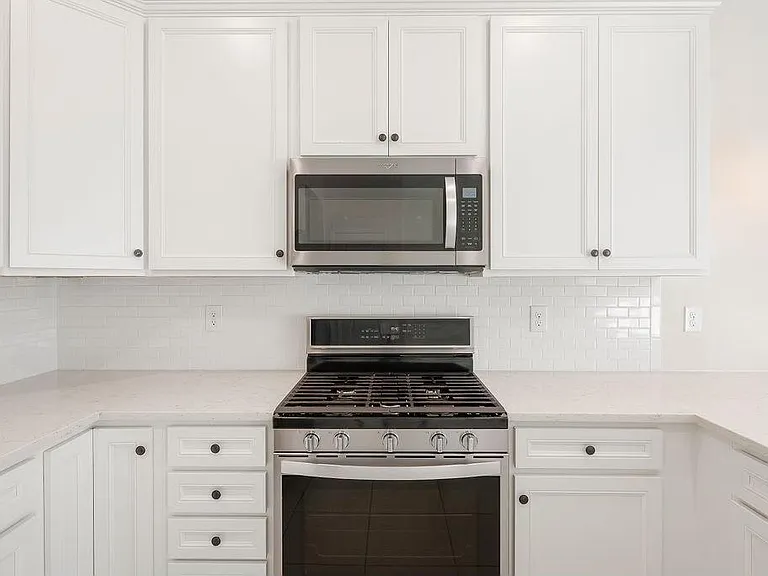 11908 Pebble Dr #11908 — Photo 10