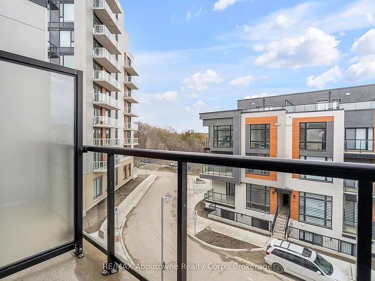 2 Steckley House Ln #Townhouse 923 — Photo 22