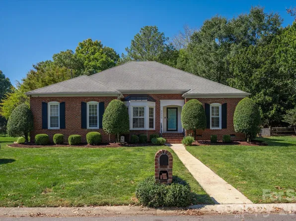 9330 Elverson Dr, Charlotte, NC 28277