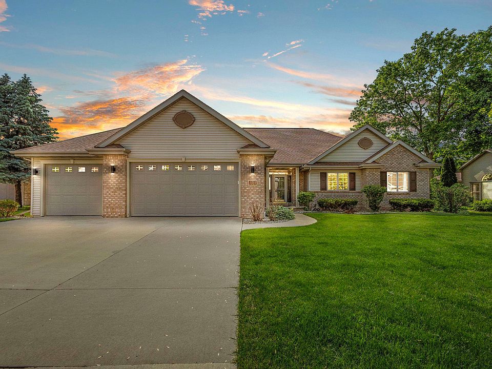1st image of 1323 Bradford Ct