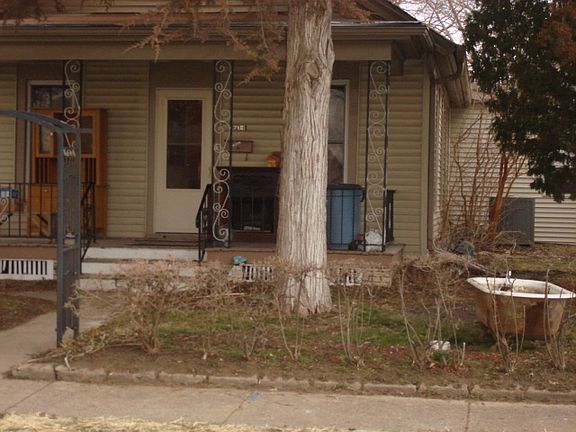 3rd image of 710 E Joliet St