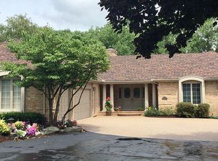 6791 Crestway Dr, Bloomfield Hills, MI 48301