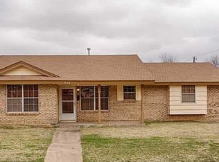 304 S Markwell Ave, Moore, OK 73160
