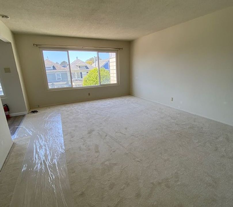 1st image of 1226 12th Ave #3