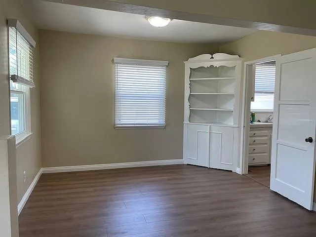 4303 Linwood Pl — Photo 6