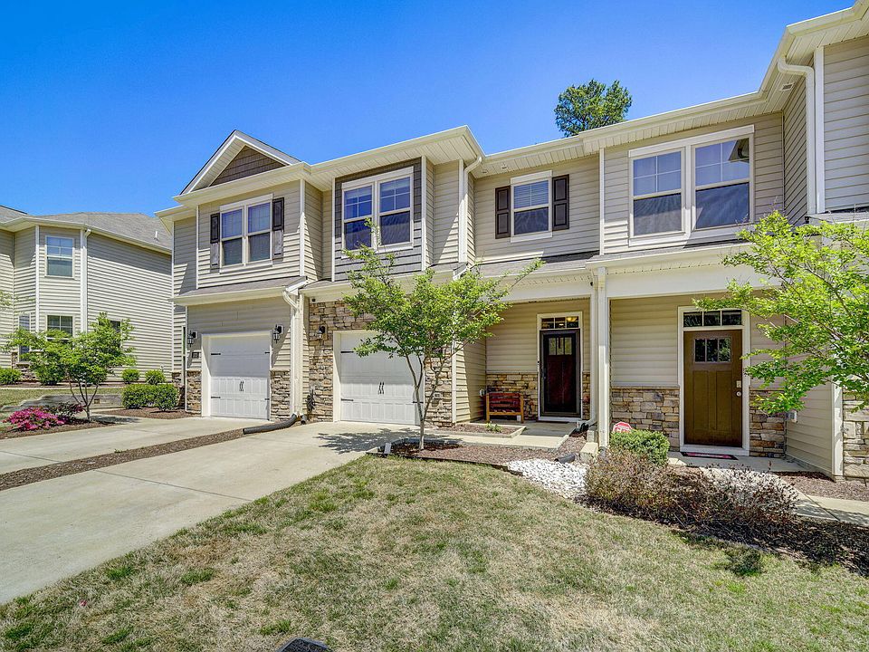1st image of 1027 Longitude Dr