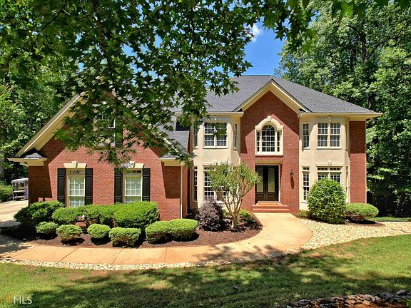 2nd image of 906 Mickleton Ln