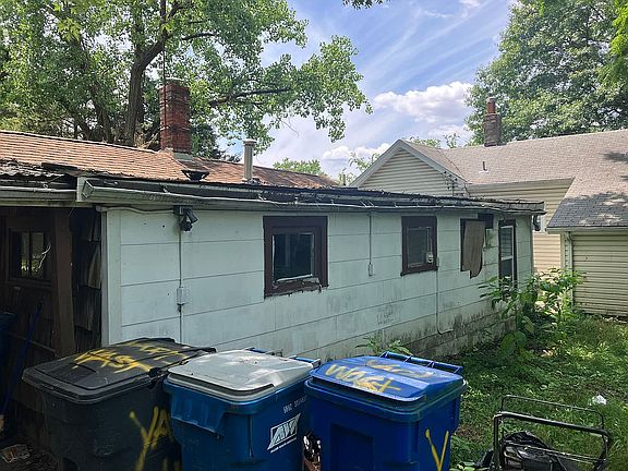 3rd image of 7619 Chorman Ave