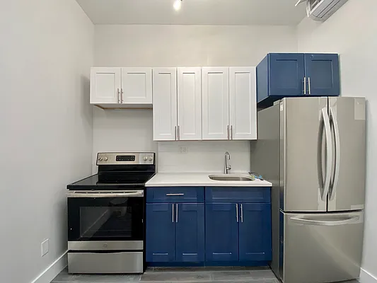 Rented by Rennit Inc. | media 18