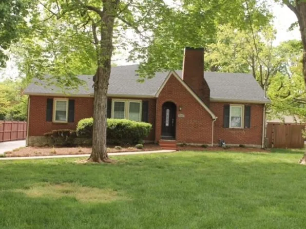 828 Wakefield St, Bowling Green, KY 42103