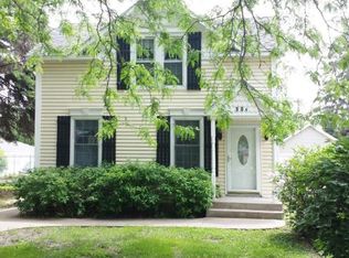 50 Wyoming St E, Saint Paul, MN 55107