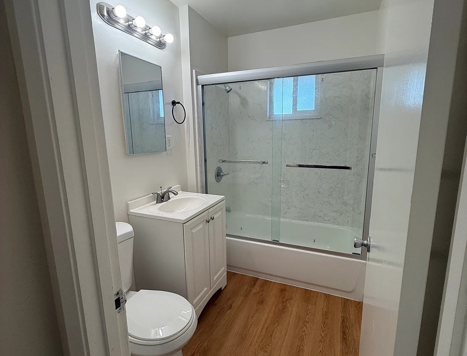1 bed, $2,495 — Photo 2