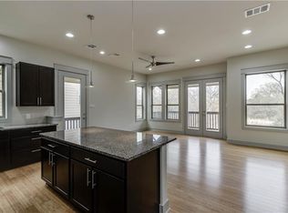 2709 E 13th St APT E, Austin, TX 78702