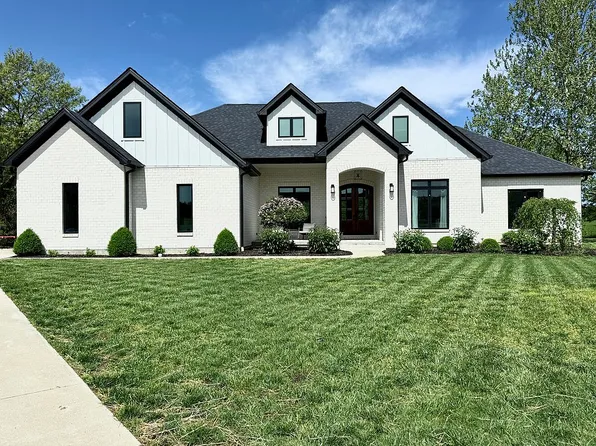567 Mill Creek Ln, Washington, MO 63090