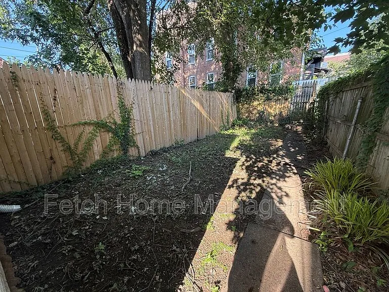138 Coral St — Photo 27