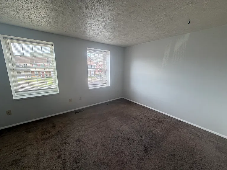 10 Christine Ct — Photo 10