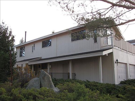 2nd image of 2000 Venice Dr