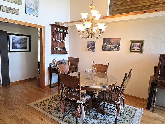 4th image of 798 Timberwood Hills Rd