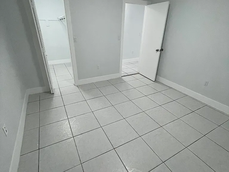 20450 SW 92nd Pl #20452 — Photo 9