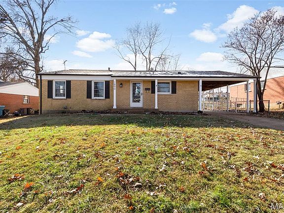 2nd image of 1890 Caposele Ln