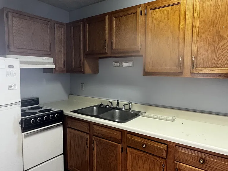 421 S Raleigh St #2B — Photo 5